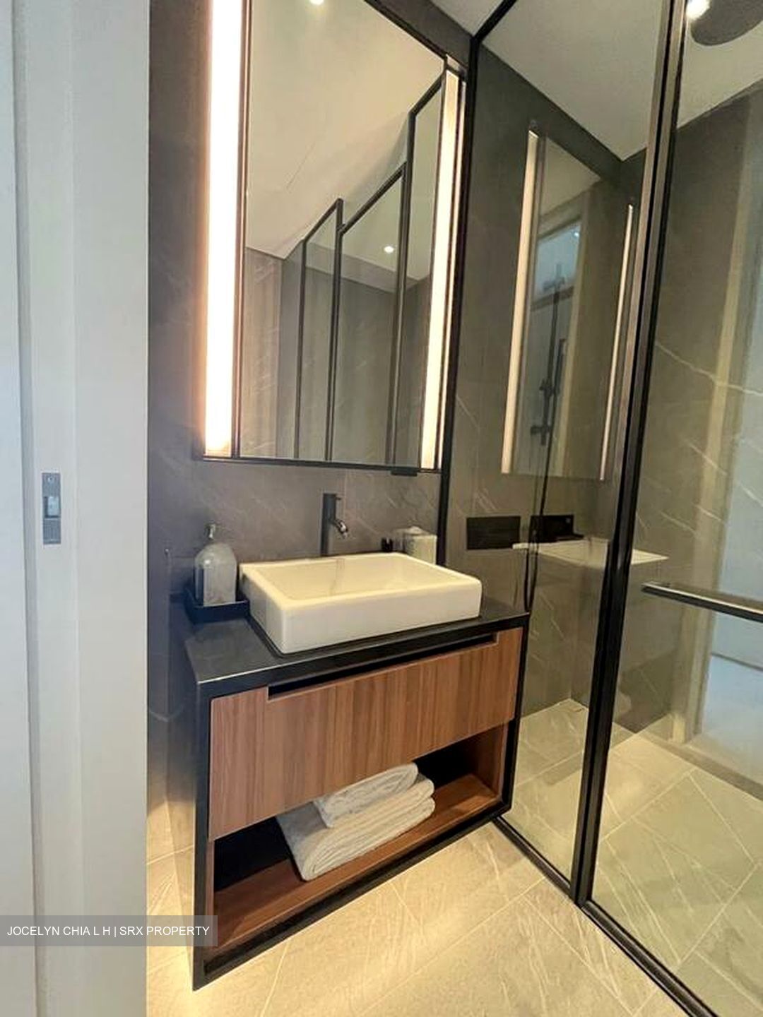 PETIT JERVOIS (D10), Apartment #522087411